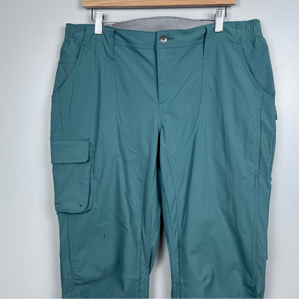 Duluth Trading Women's Convertible Cargo Hiking/ Utility Rip Stop Pants Size 14 - Picture 2 of 15